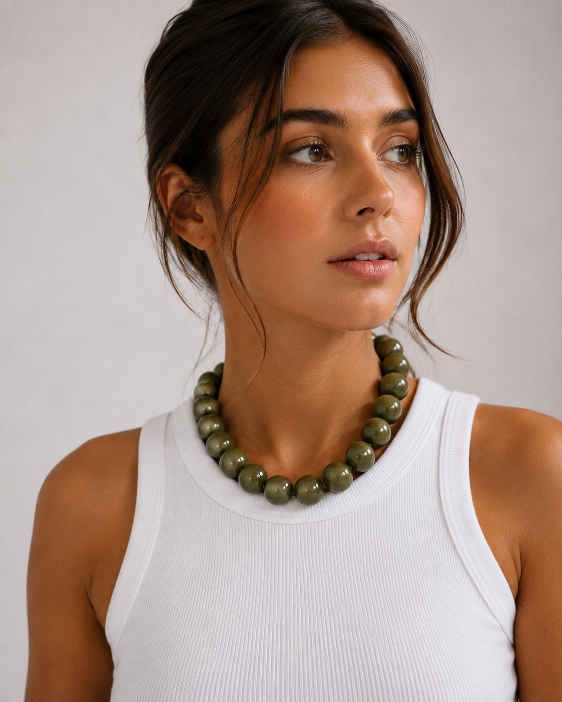 STATEMENT BEAD NECKLACE
